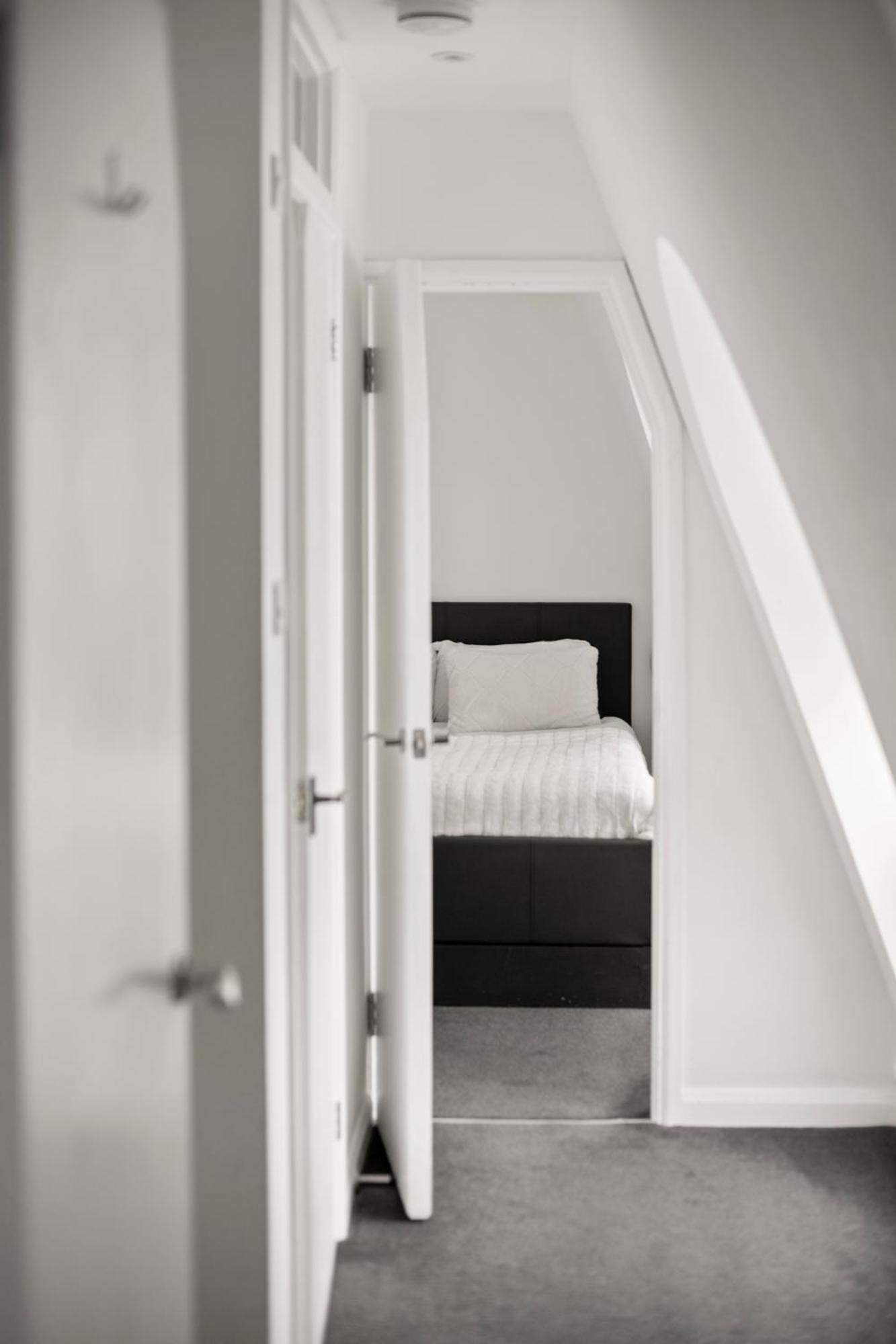 Stunning 2br With Wifi And Sleeps 5 In Paddington Apartment